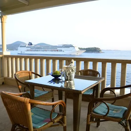 Guest house Bilos 3*
